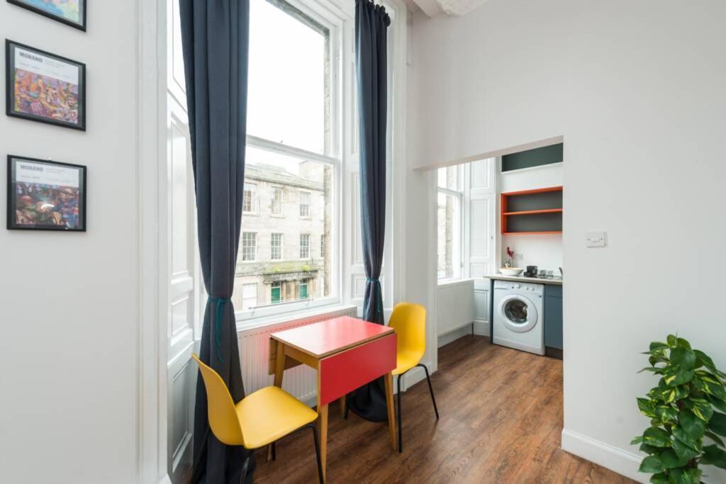 Newly Refurbished Centre Chic Pad Appartement Édimbourg